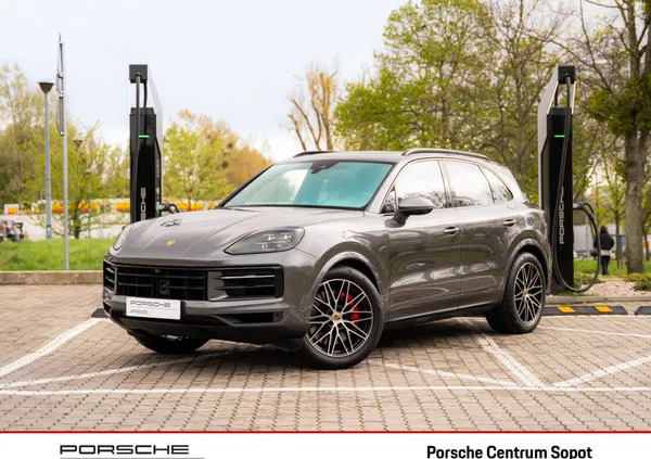 Porsche Cayenne cena 754422 przebieg: 18000, rok produkcji 2023 z Szlichtyngowa małe 781